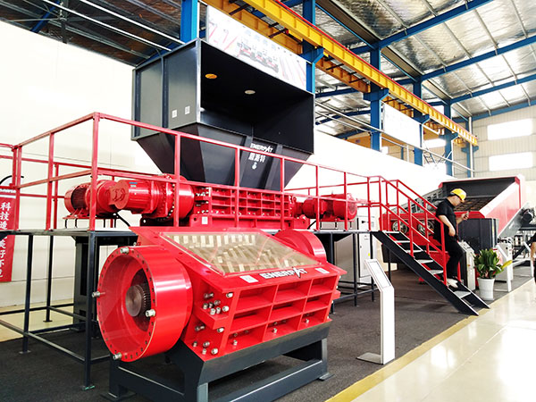 Mexican Chemical Giant Chooses ENERPAT Dual Shaft Shredder to Resolve Waste Disposal Challenges